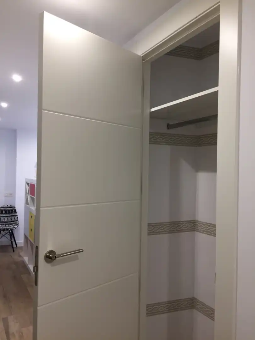 Badezimmer von Wohnung zur Miete in Salamanca mit Heizung und Möbliert