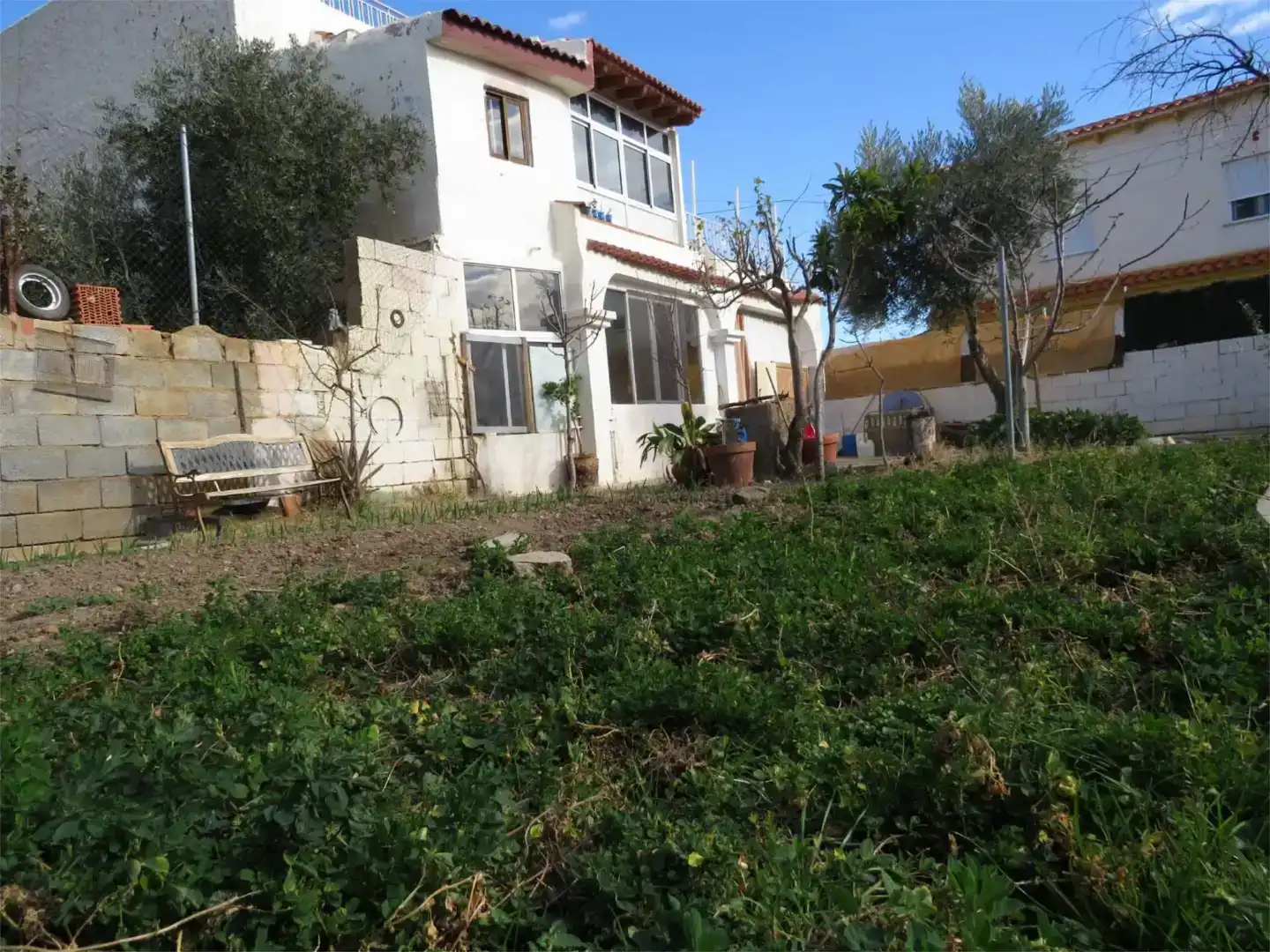 Casa adosada en venta en Albuñán