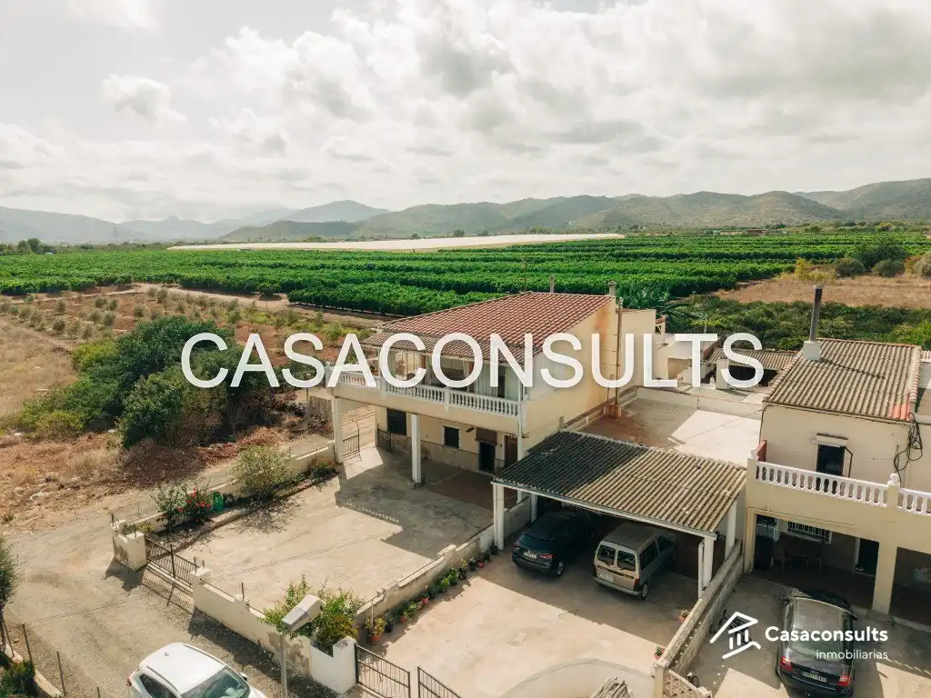 Vista exterior de Planta baja en venta en Cabanes con Terraza y Amueblado
