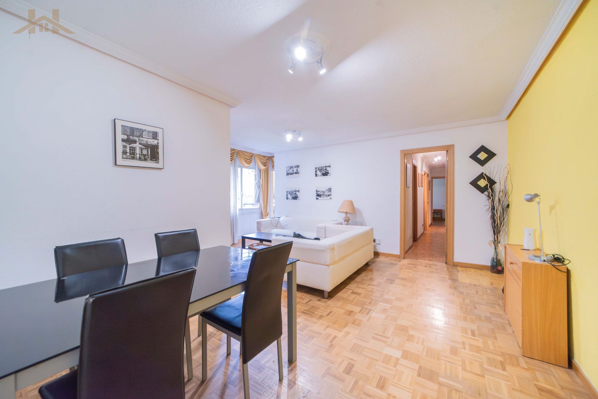 Living room of Flat for sale in Móstoles  with Heating, Terrace and Furnished