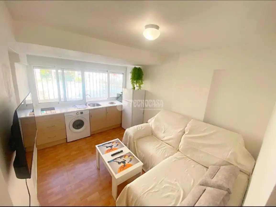 Living room of Flat for sale in Marbella