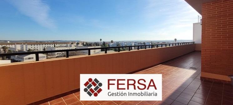 Photo 1 of Attic to rent in El Juncal - Vallealto, Cádiz