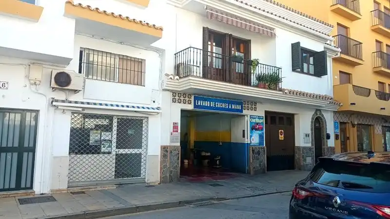 Local comercial en venta en San Luis de Sabinillas