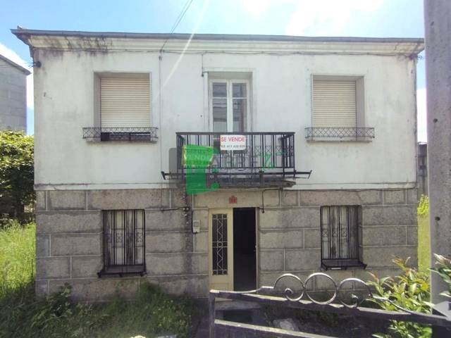 Casa-chalet en Venta en Maceda