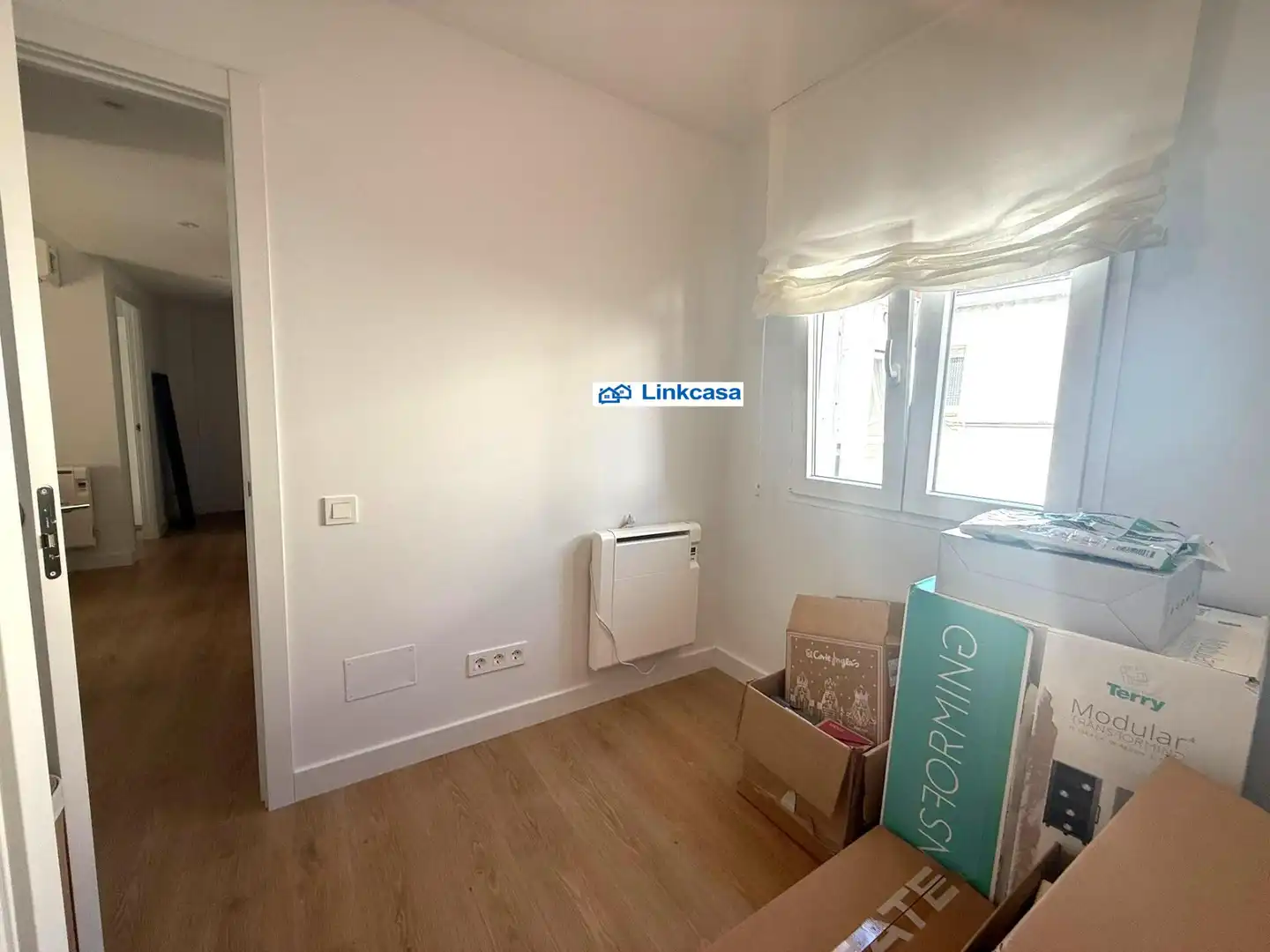 Bedroom of Flat for sale in Madrid  with Air Conditioner, Heating and Terrace