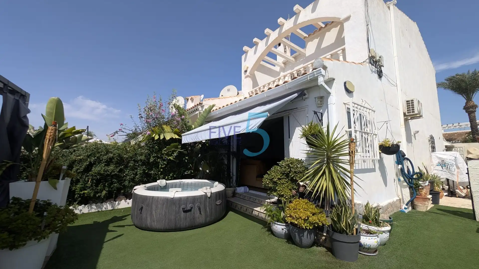 Casa a schiera con terrazza in vendita a Orihuela Costa