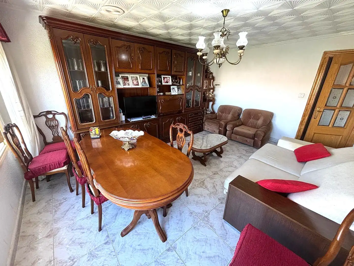 Living room of Flat for sale in Elche / Elx  with Furnished, Oven and Balcony