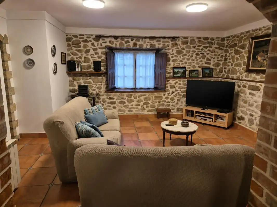 Sala d'estar de Finca rústica en venda en Ferrol amb Calefacció i Moblat