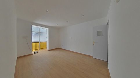 Foto 2 de Piso en venta en Avenida de la Unitat, Montcada Centre - La Ribera, Montcada i Reixac