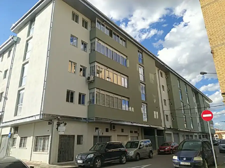 Local comercial en venda a C/ Camino Tronzaires, imagen 3