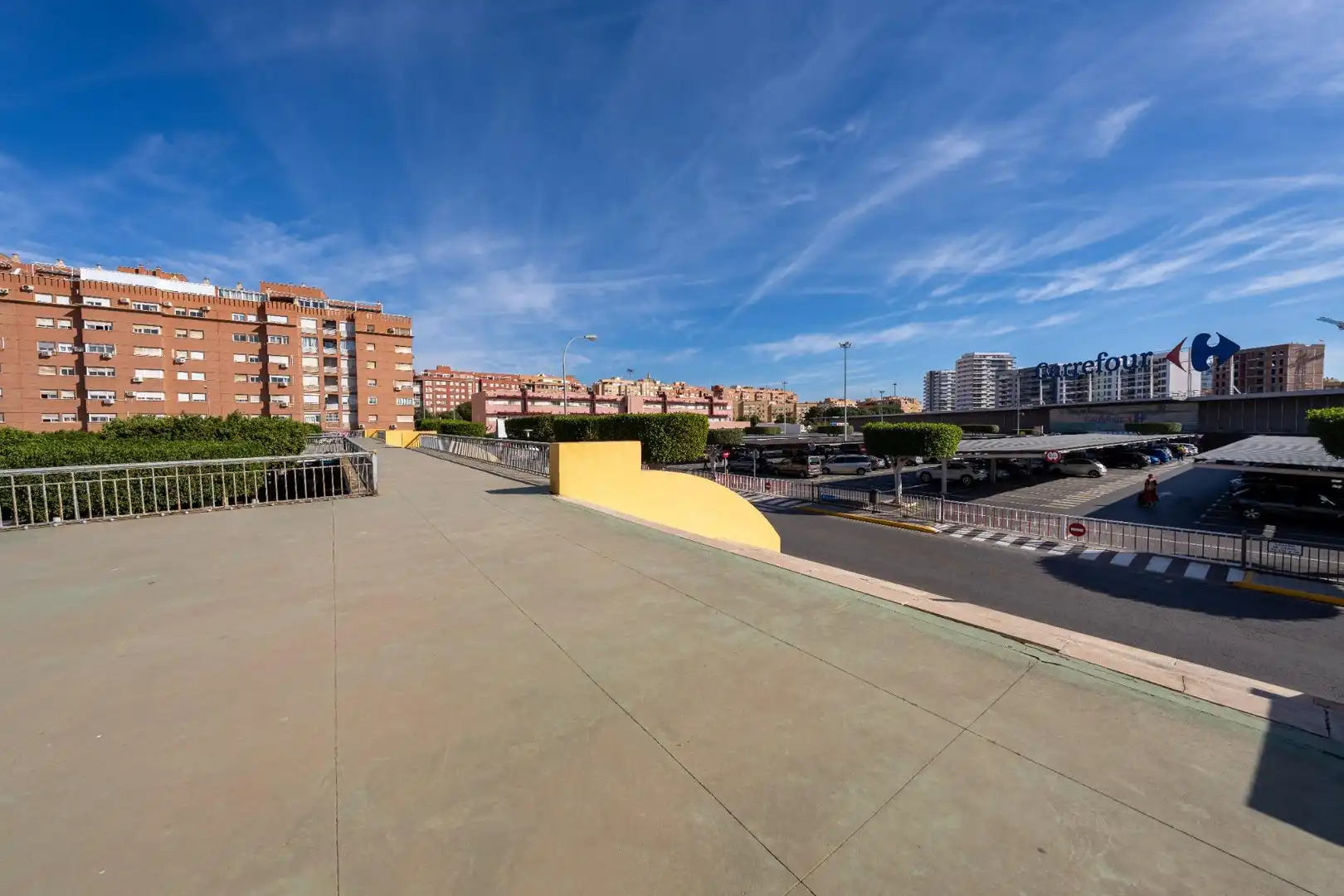 Vista exterior de Pis de lloguer en Almería amb Aire condicionat, Calefacció i Moblat