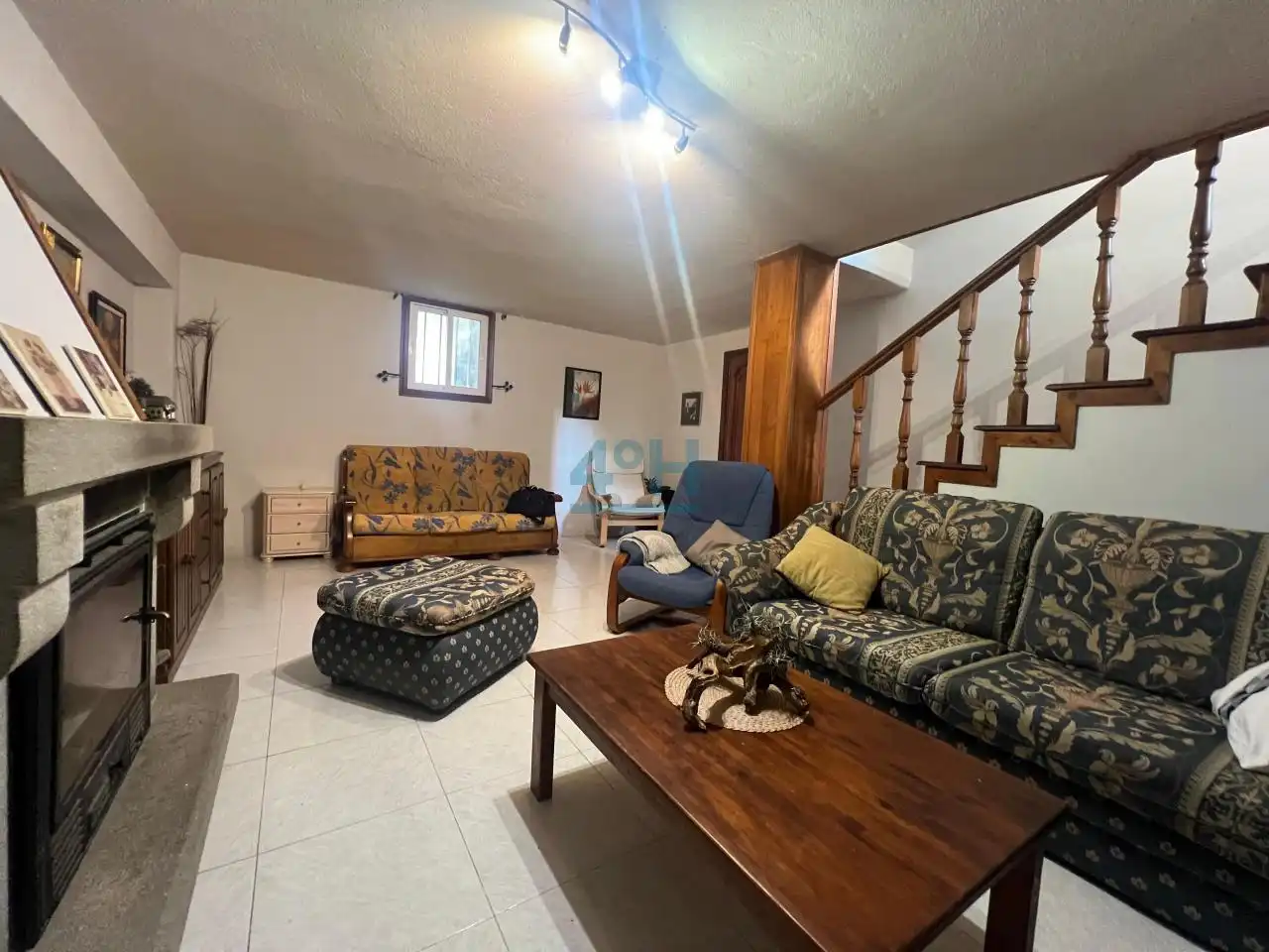Casa adosada en venta en Ourense Capital  con Calefacción, Jardín privado y Parquet