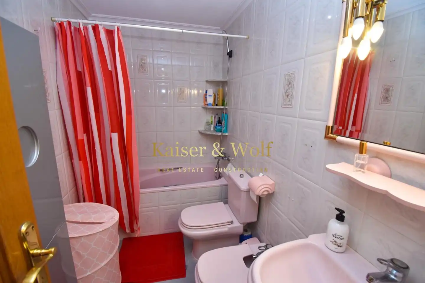 Bathroom of Flat for sale in Santa Pola  with Air Conditioner and Terrace