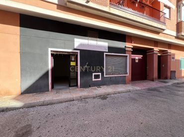 Local comercial en venda a C. Molienda, 2, 18600 Motril, Granada, Spain 2