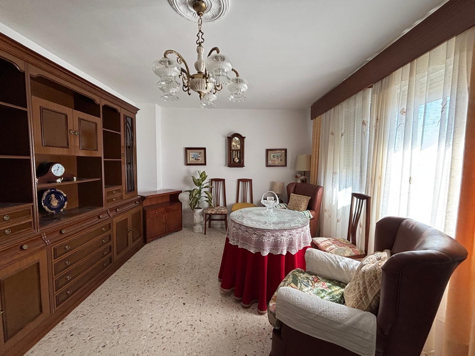 Sala d'estar de Pis en venda en Cáceres Capital amb Moblat