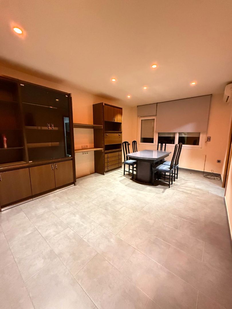 Menjador de Pis en venda en Sant Guim de Freixenet amb Calefacció, Traster i Moblat