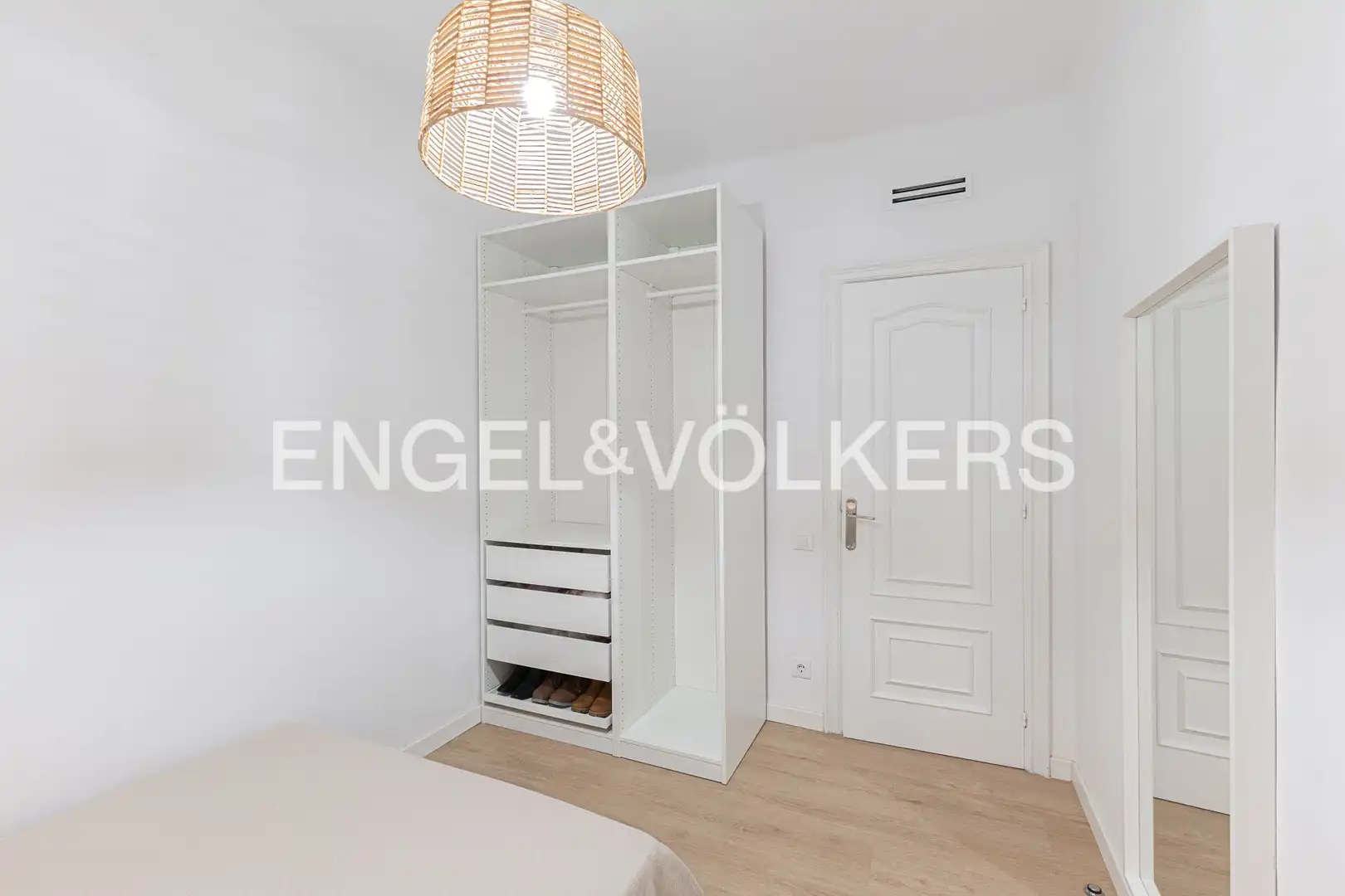 Habitación de Piso en venta en Barcelona con Aire acondicionado, Calefacción y Parquet