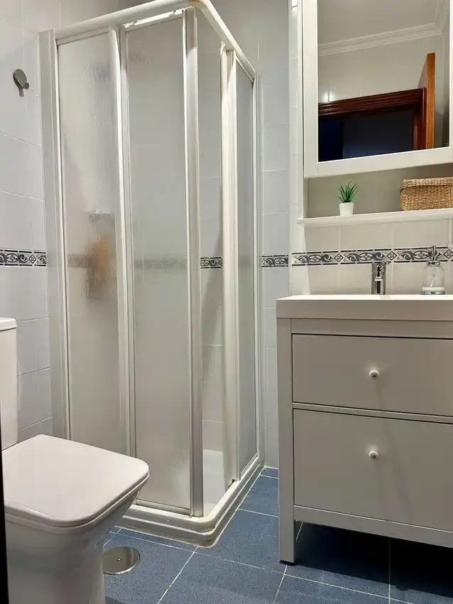 Bany de Pis en venda en Arcos de la Frontera amb Aire condicionat