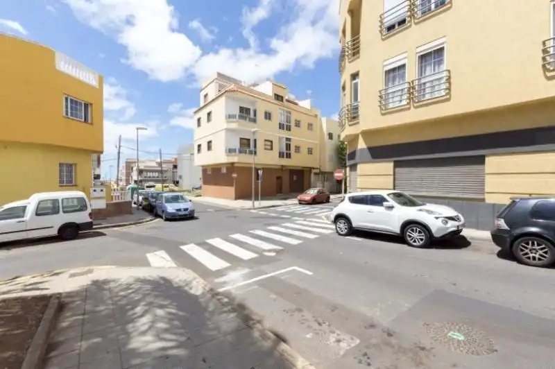 Commercial properties for sale in Gracia