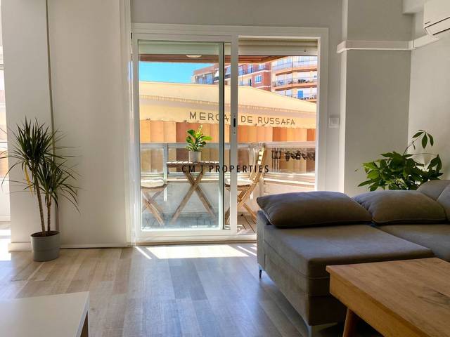 Piso en Venta en Del Baró de Cortés en Russafa