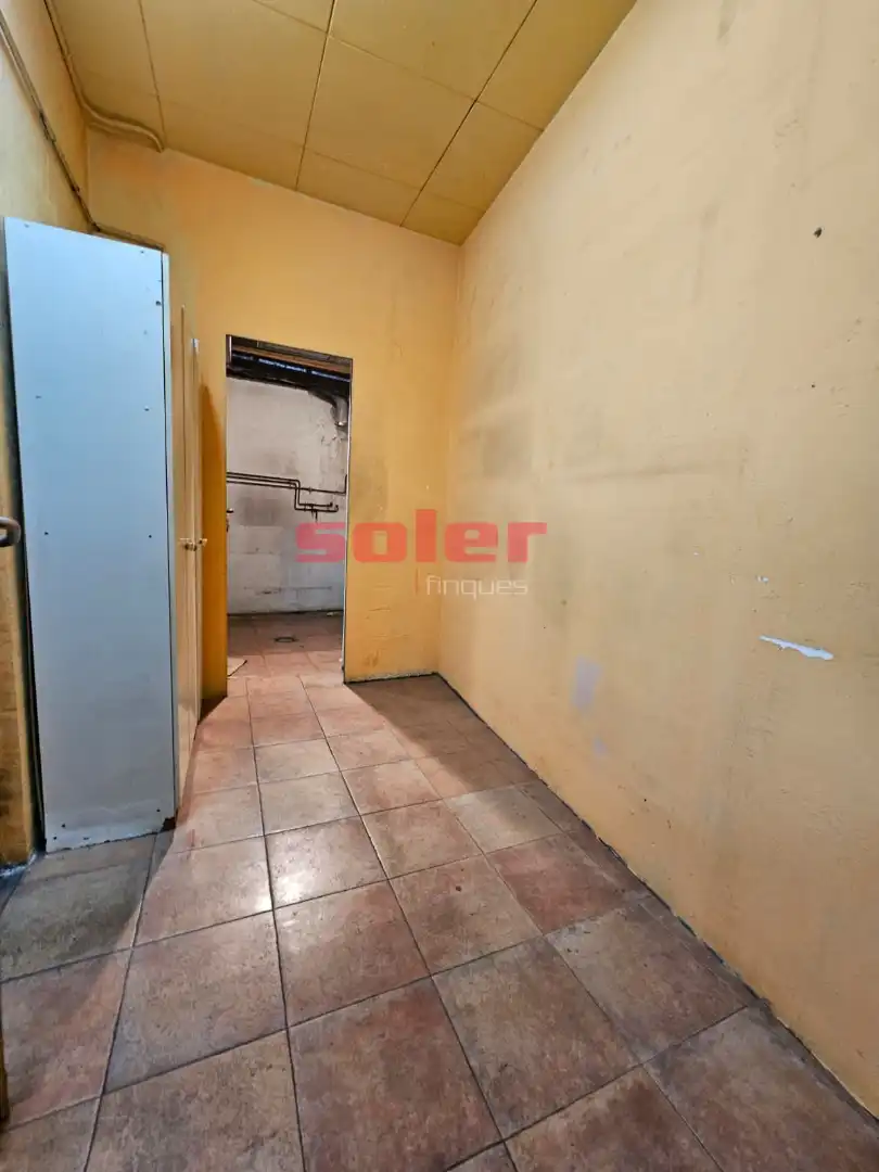 Local comercial en alquiler en Carrer de l'Endavallada, imagen 12
