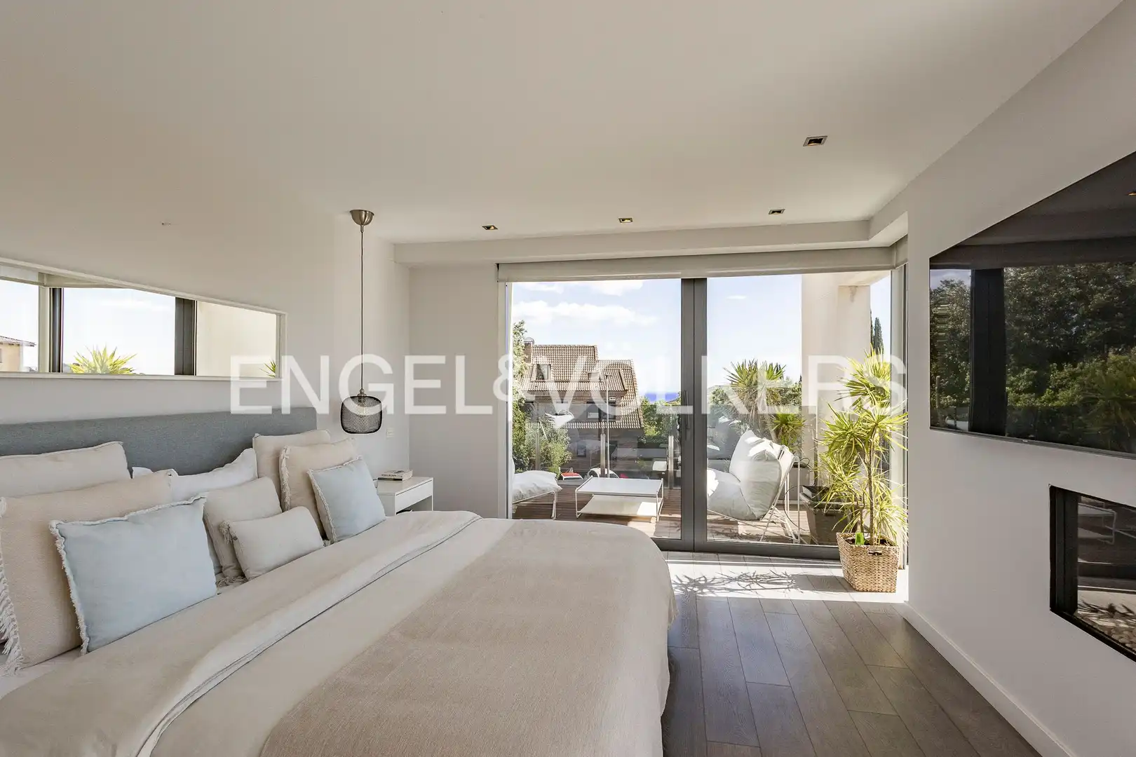 Habitación de Casa o chalet de alquiler en Barcelona con Aire acondicionado, Calefacción y Jardín privado
