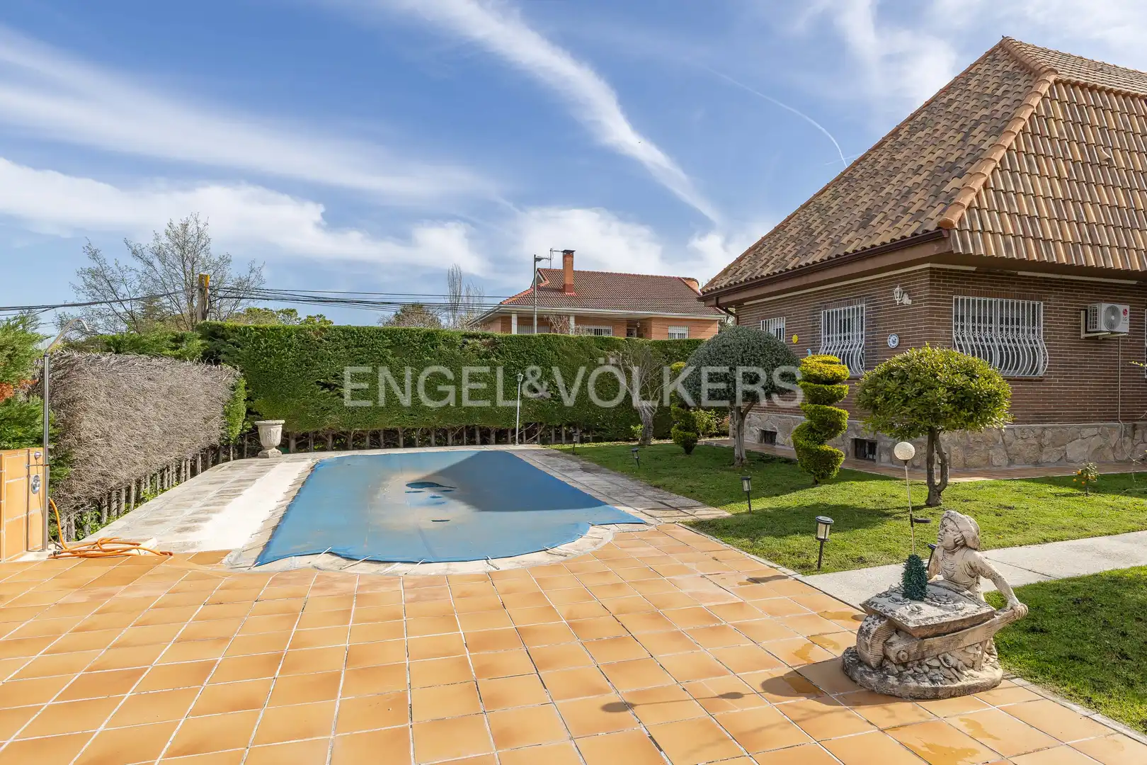 Piscina de Casa o chalet en venta en Móstoles con Calefacción, Jardín privado y Terraza