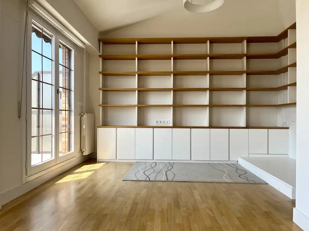 Wohnung zur Miete in Pinu Bidea, Aiete