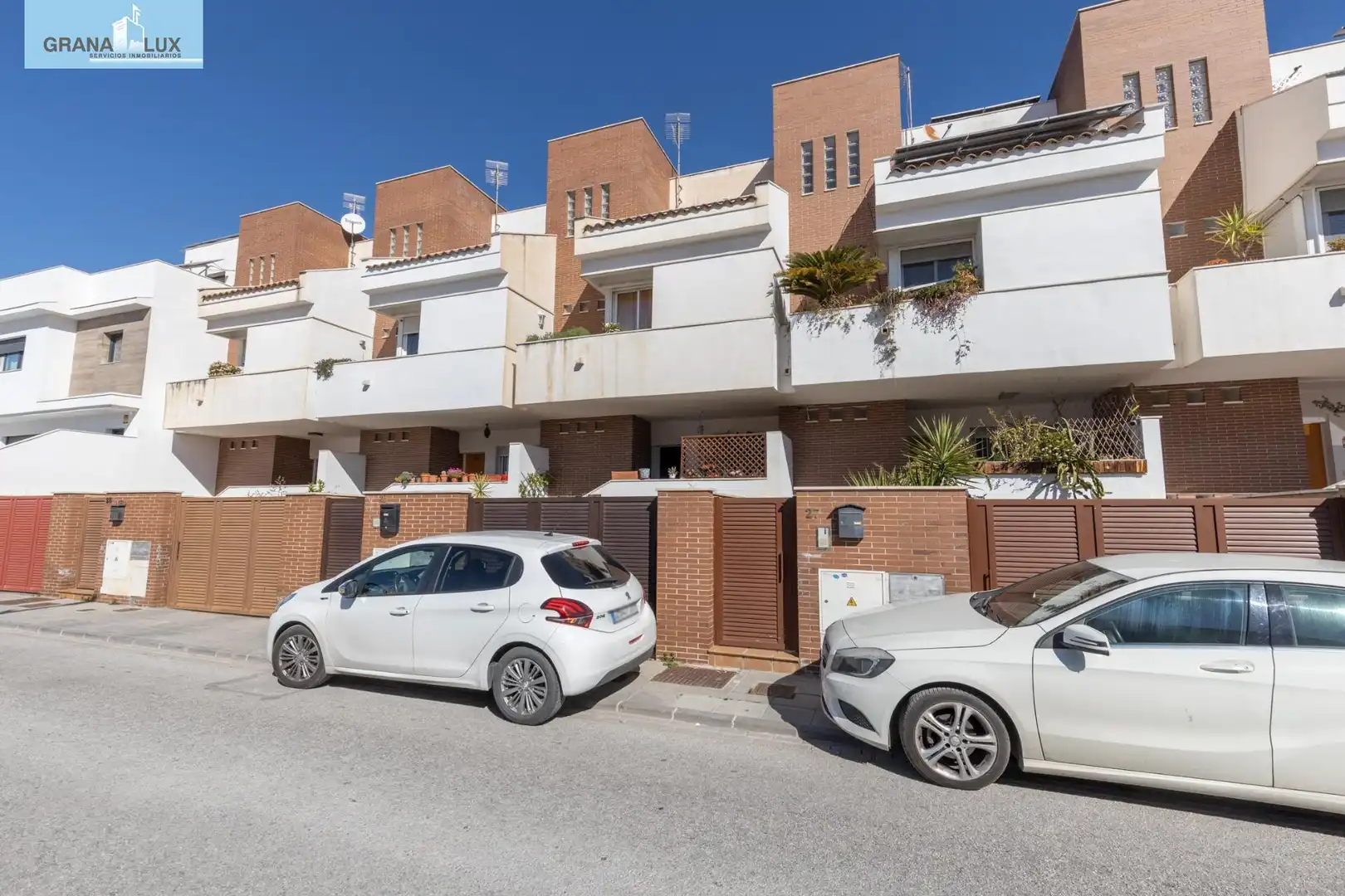 Adosado con terraza en venta en Calle Venezuela