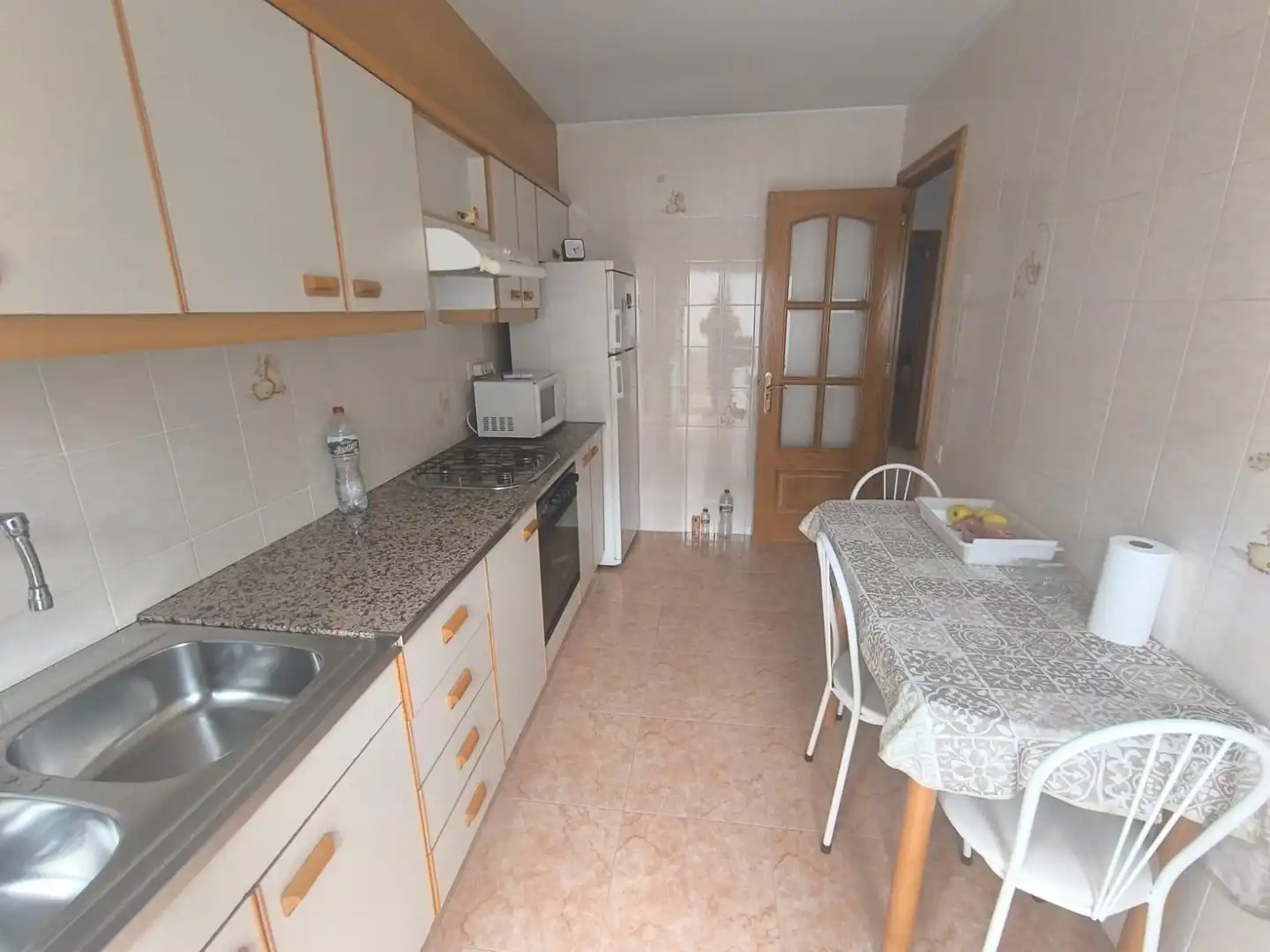 Cuina de Casa adosada en venda en Manresa amb Aire condicionat, Calefacció i Terrassa