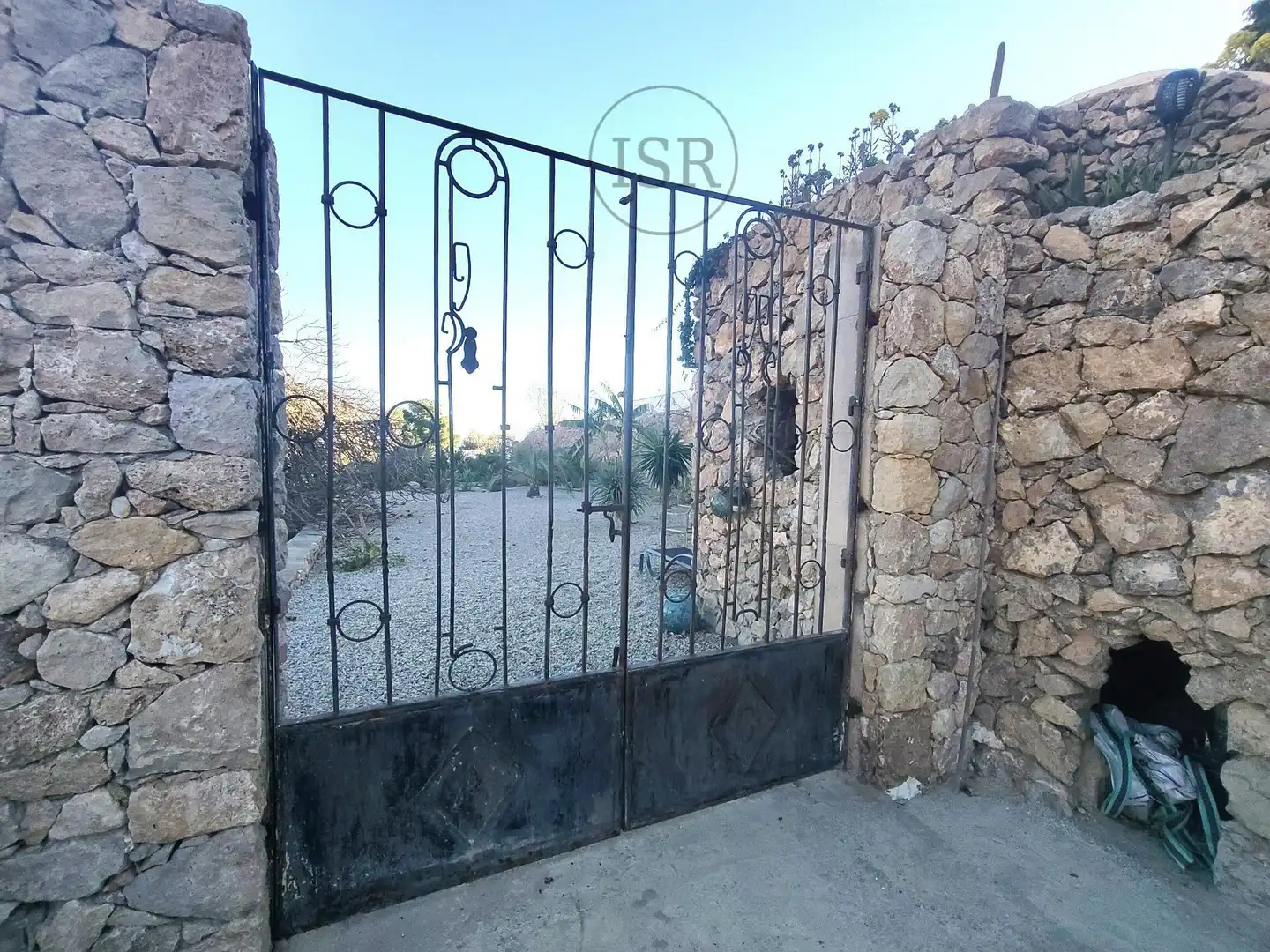 Houses for sale in Alcóntar  with Air Conditioner, Heating and Private garden