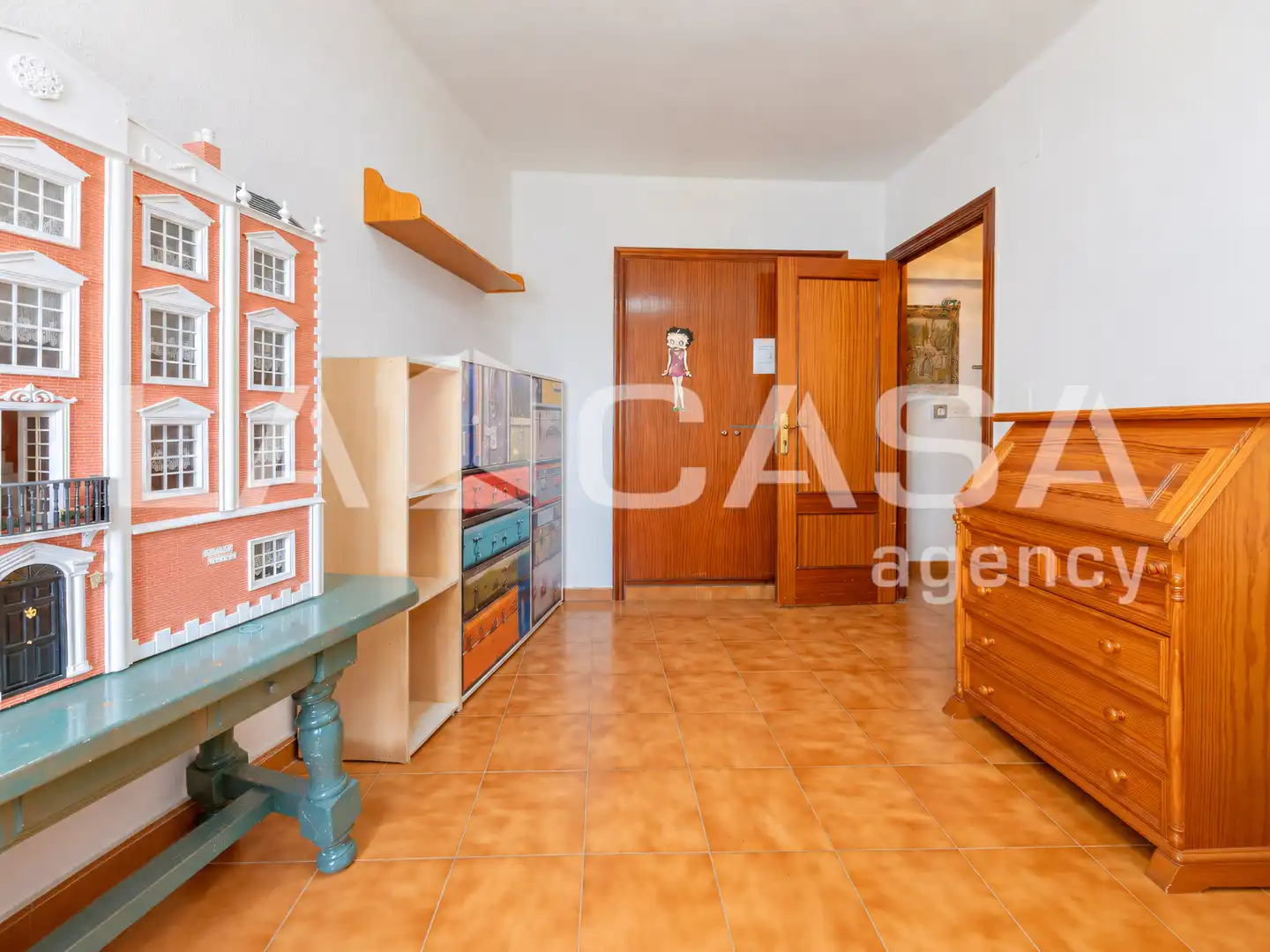 Flat for sale in Valencia  with Balcony