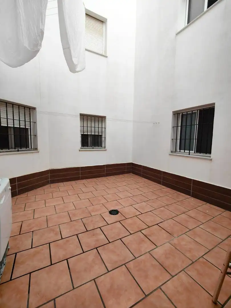 Wohnung zur Miete in Ronda del Estero