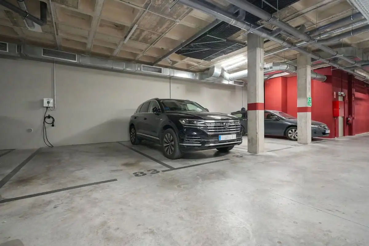 Parking de Ático en venta en Alcalá de Henares con Aire acondicionado, Calefacción y Jardín privado