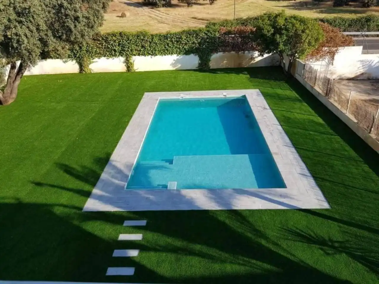Schwimmbecken von Haus oder Chalet zum Verkauf in Plasencia mit Klimaanlage und Terrasse