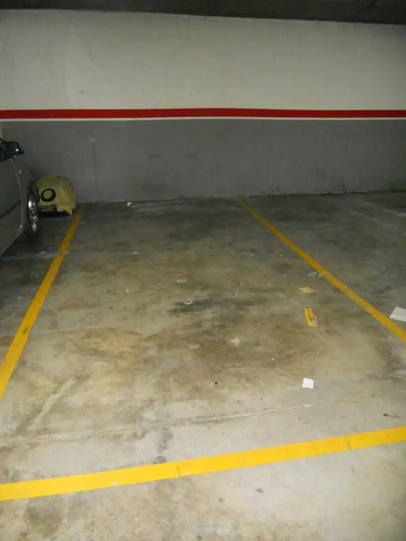 Parking de Piso de alquiler en Igualada con Aire acondicionado, Calefacción y Terraza