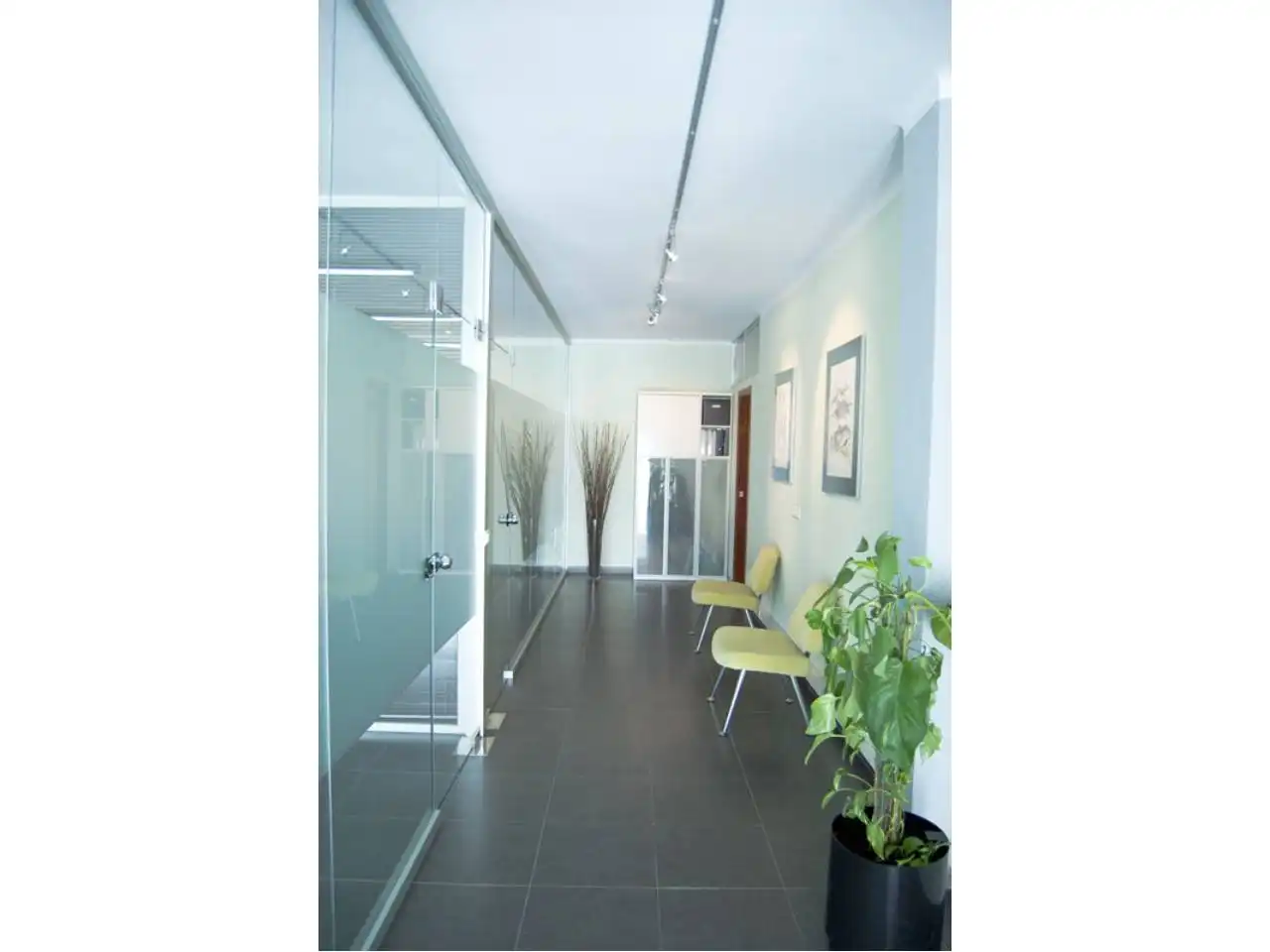 Local comercial en venda a Calle Monturiol, imagen 4