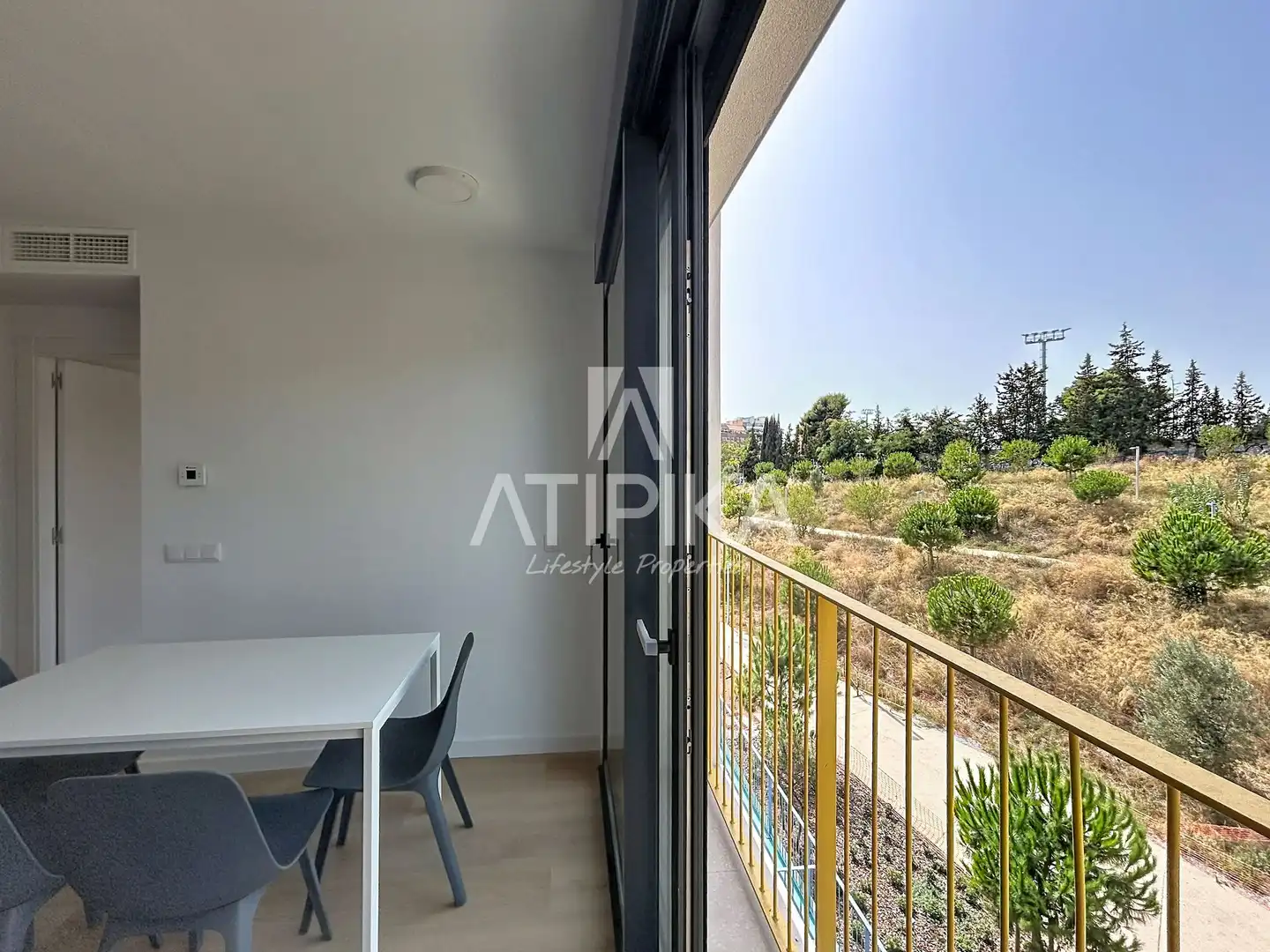Bedroom of Flat for rent in Barcelona  with Air Conditioner, Parquet flooring and Storage room