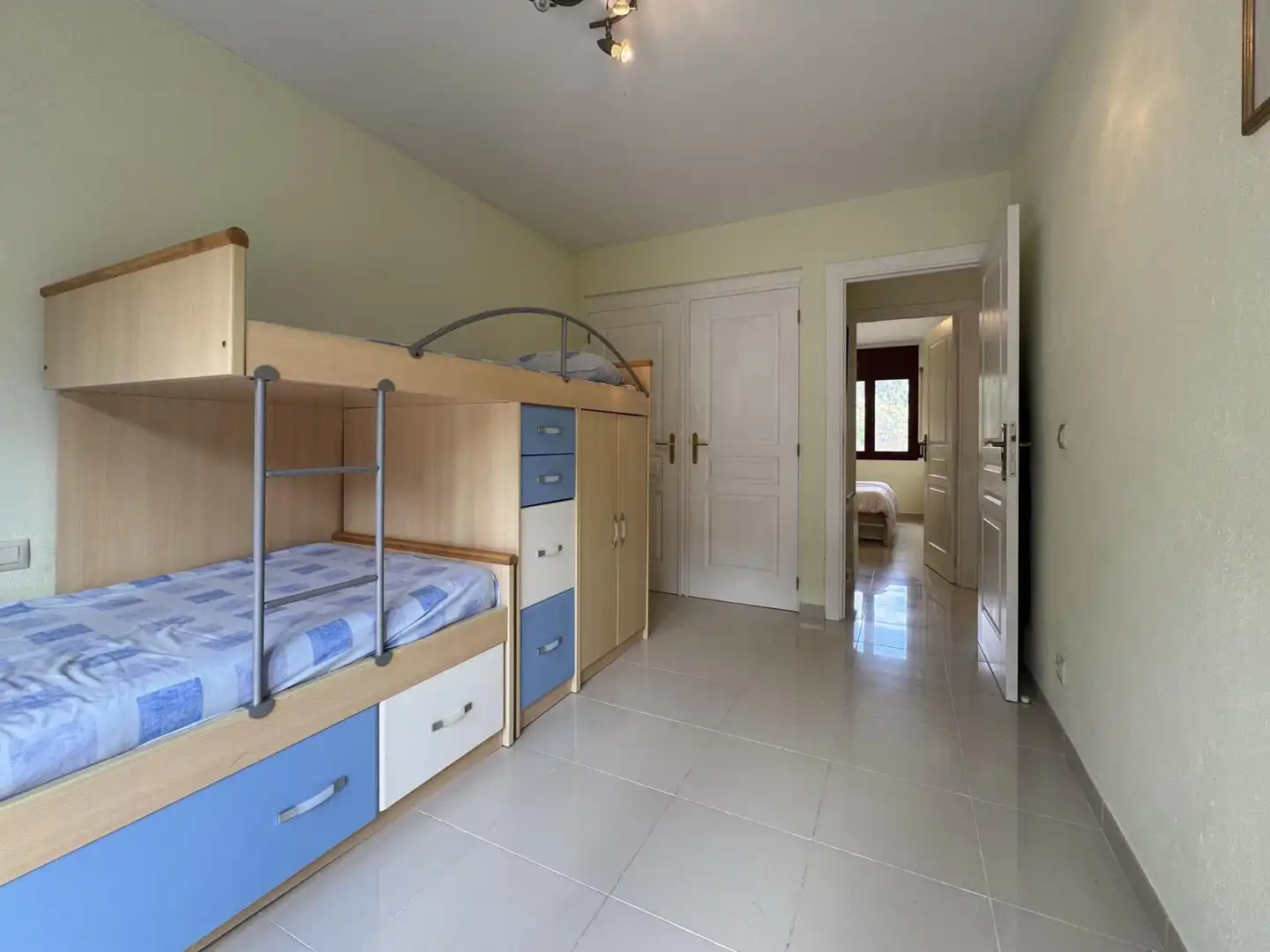 Habitación de Casa o chalet en venta en Sant Llorenç de la Muga con Calefacción, Jardín privado y Terraza