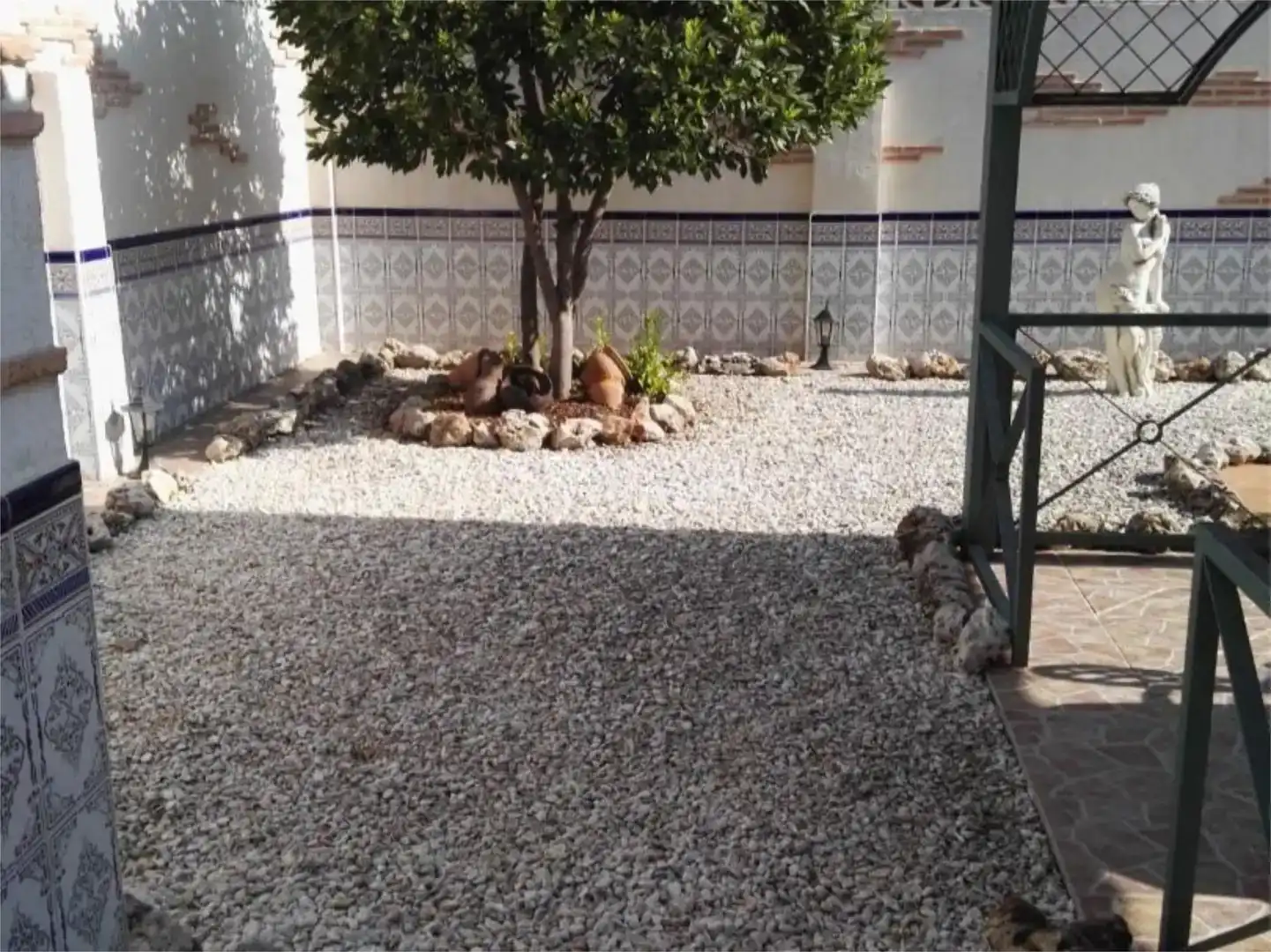 Jardí de Pis en venda en Cedillo del Condado amb Aire condicionat