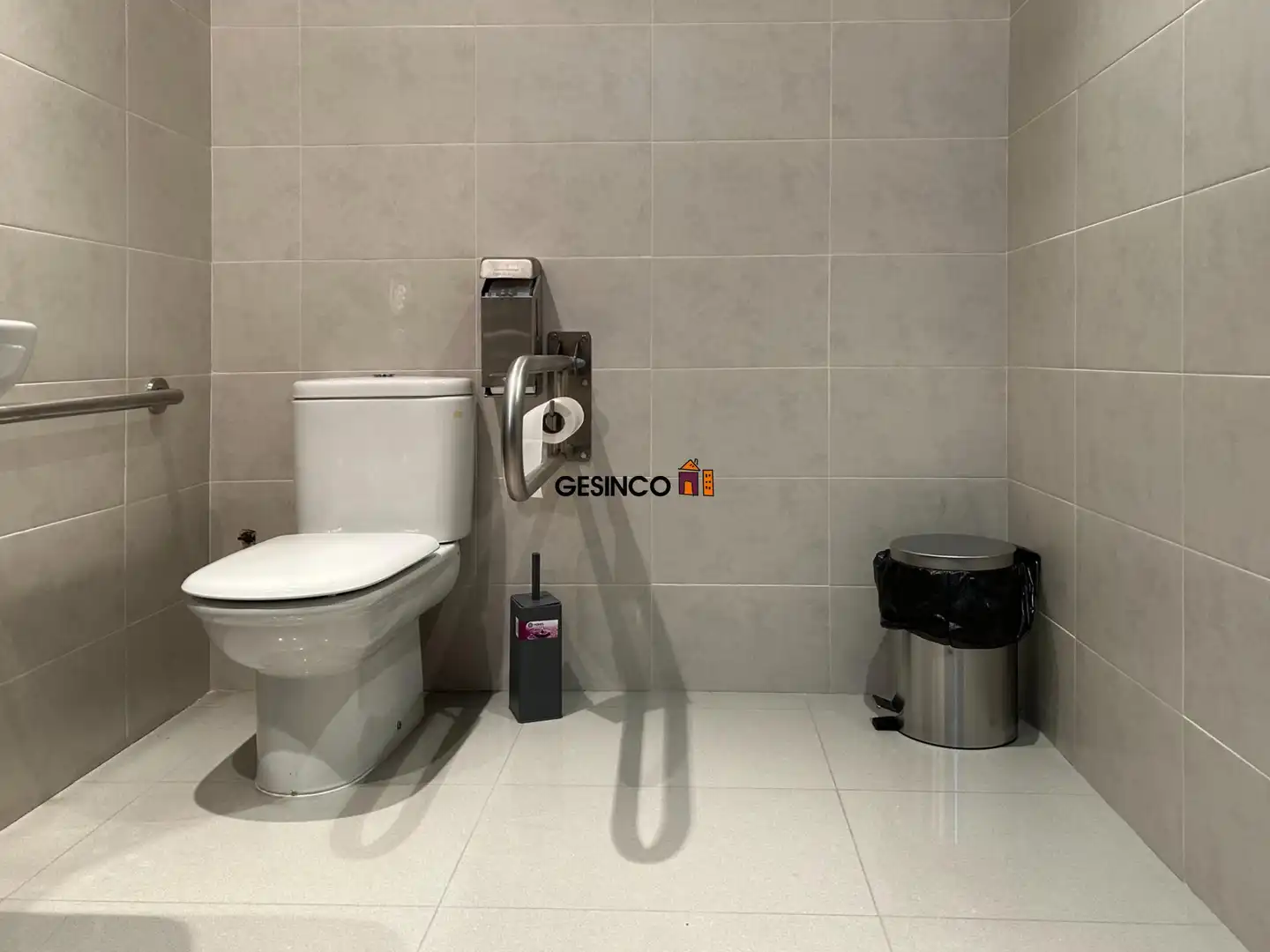 Oficina con ascensor en alquiler en Sant Josep - Zona Hospital, imagen 10