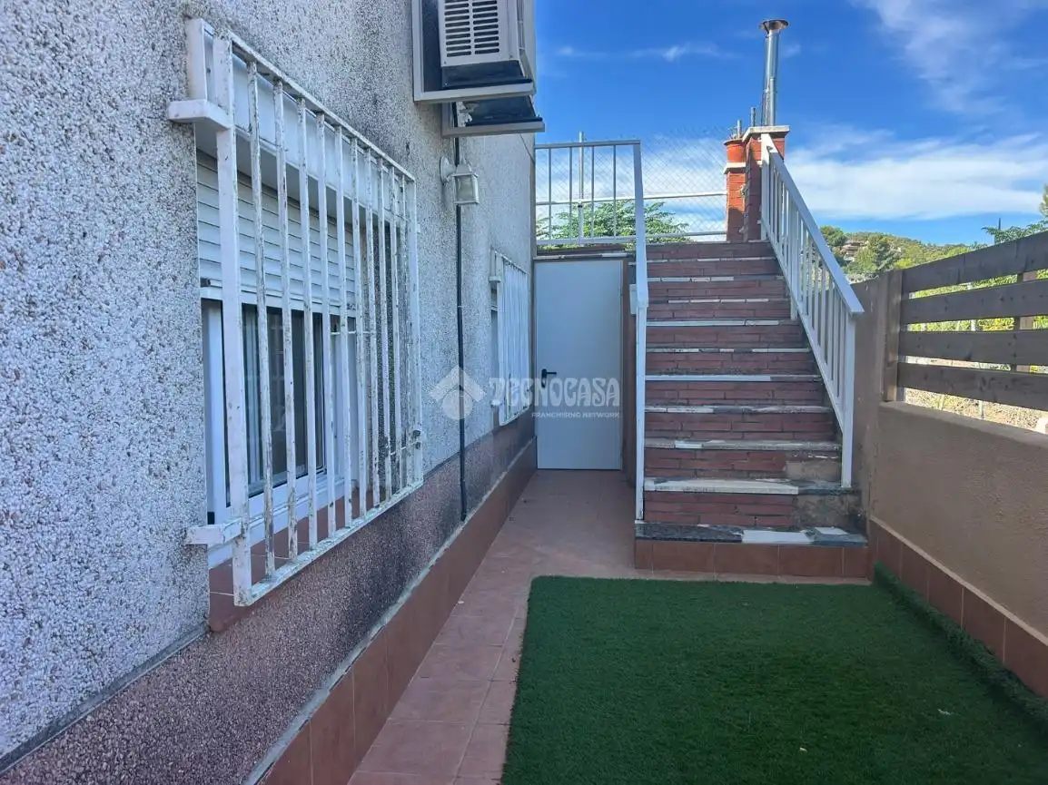 Casa amb terrassa en venda a Sant Vicenç Dels Horts, imagen 28