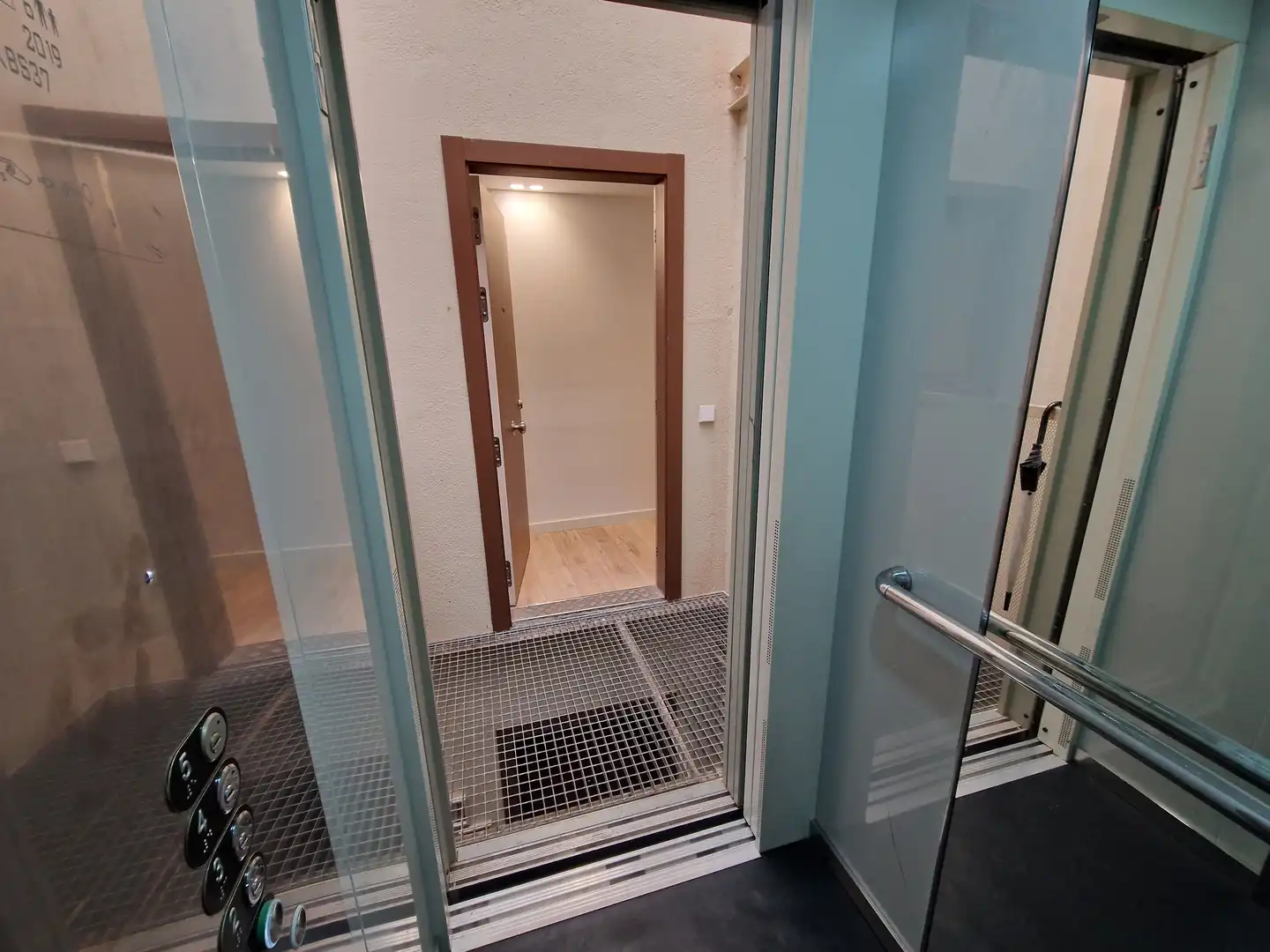 Piso en venta en Barcelona con Aire acondicionado, Calefacción y Terraza