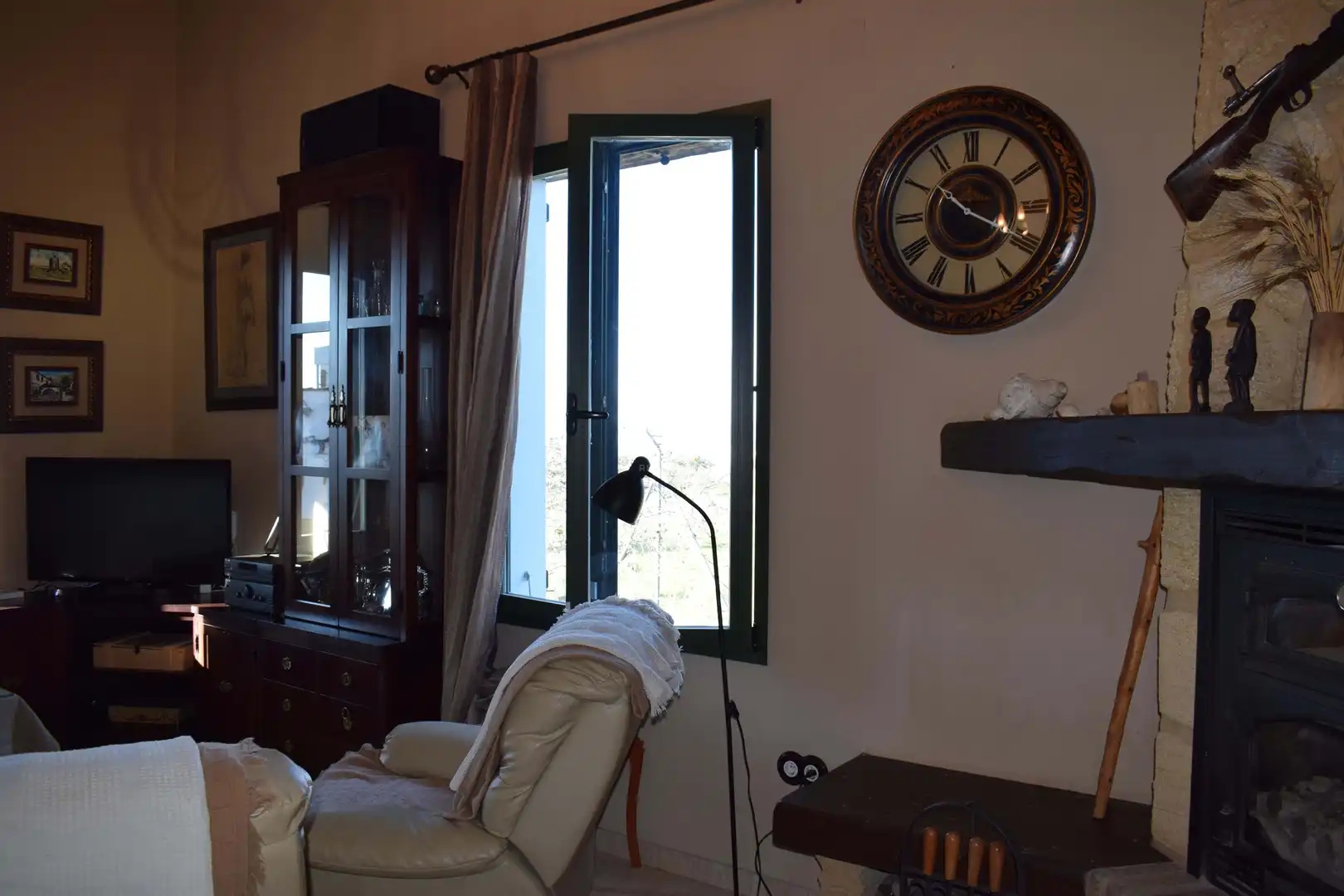 Wohnzimmer von Country house zum Verkauf in Pedrera mit Heizung und Schwimmbad