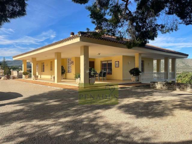 Casa-chalet en Venta en Santa Ana