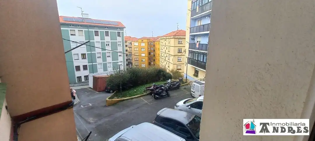 Parking de Piso en venta en Bermeo con Calefacción, Amueblado y Balcón