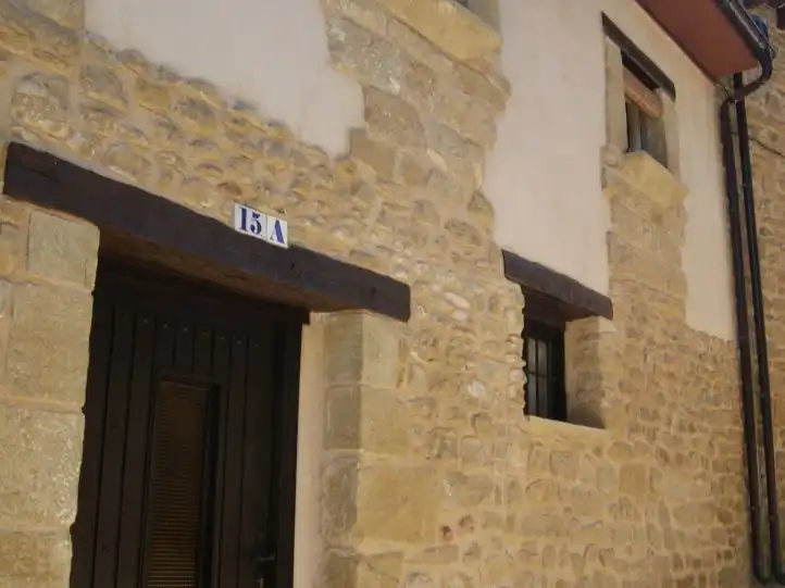 Vista exterior de Casa adosada en venda en Biel amb Aire condicionat, Terrassa i Balcó
