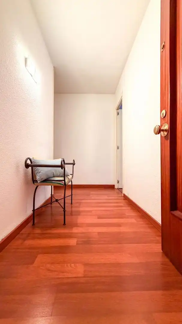 Pis amb terrassa en venda a ANTONI GAUDÍ, imagen 2