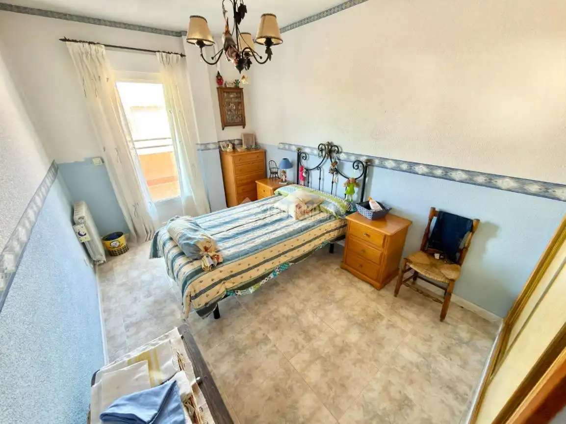 Dormitori de Casa adosada en venda en Cabanillas del Campo amb Aire condicionat, Calefacció i Jardí privat