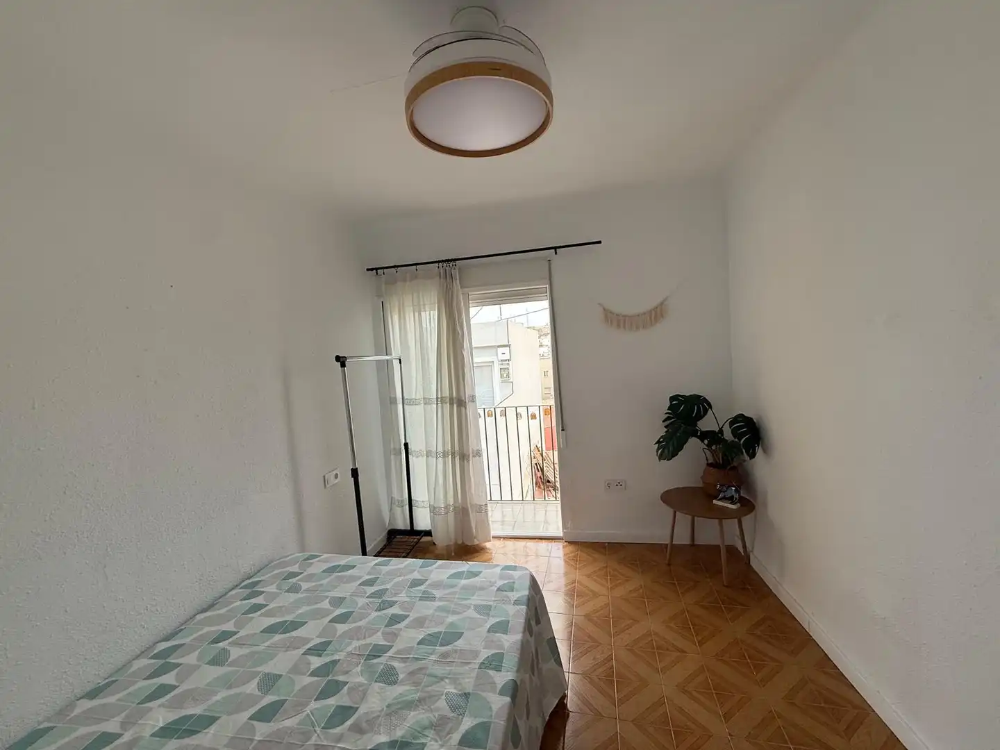 Bedroom of Flat for share in Centro